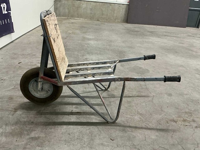 Steenkruiwagen - afbeelding 4 van  5