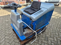 Steenks service zelfrijdende veegmachine - afbeelding 3 van  8