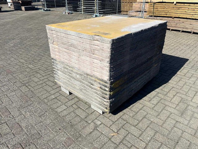 Steenschotten 1500x1150x50mm 18 stuks 31m2 - afbeelding 1 van  4
