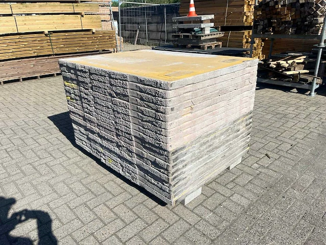 Steenschotten 1500x1150x50mm 18 stuks 31m2 - afbeelding 2 van  4