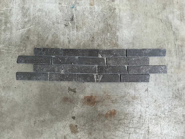 Steenstrip 15 x 60 cm - ca. 2 m2 - afbeelding 1 van  5