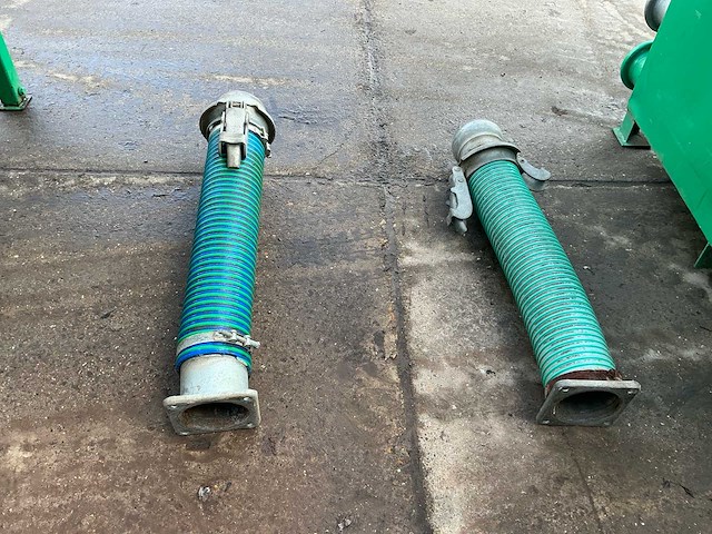 Steenvoorden machines industriële was-/spoelinstallatie met watervat en elektrische lier - afbeelding 5 van  48
