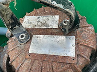 Steenvoorden machines industriële was-/spoelinstallatie met watervat en elektrische lier - afbeelding 14 van  48
