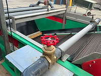 Steenvoorden machines industriële was-/spoelinstallatie met watervat en elektrische lier - afbeelding 33 van  44