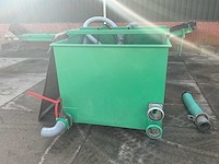 Steenvoorden machines industriële was-/spoelinstallatie met watervat en elektrische lier - afbeelding 7 van  44
