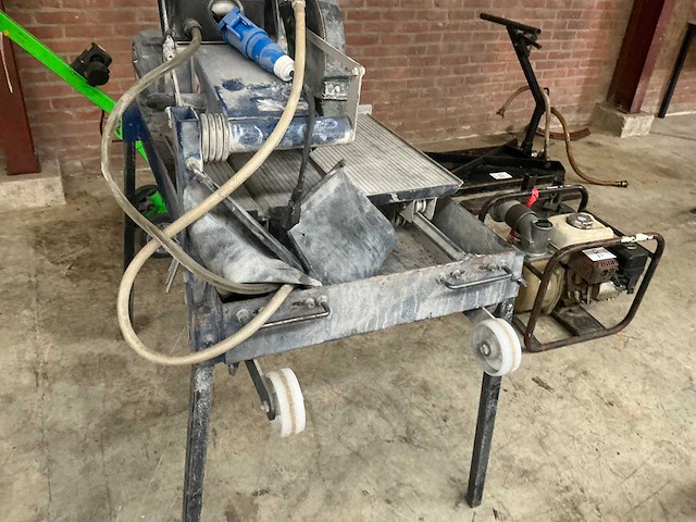 Steenzaagmachine - afbeelding 4 van  7