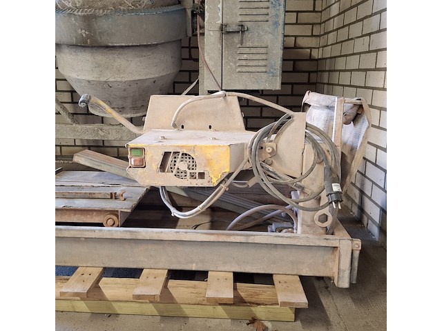 Steenzaagmachine - afbeelding 5 van  11