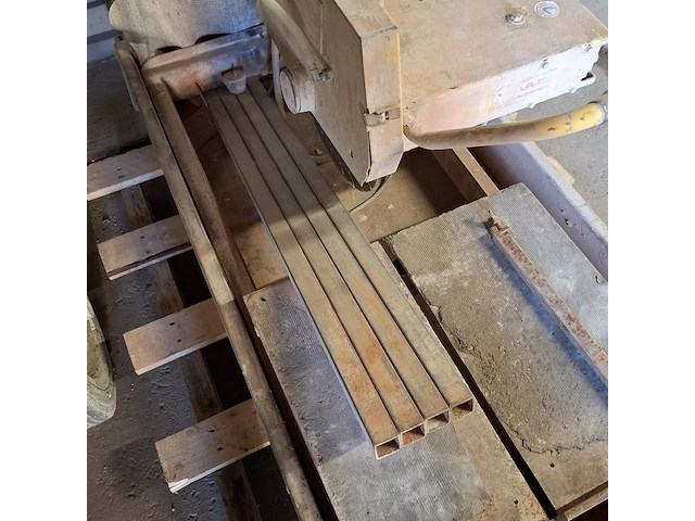 Steenzaagmachine - afbeelding 9 van  11