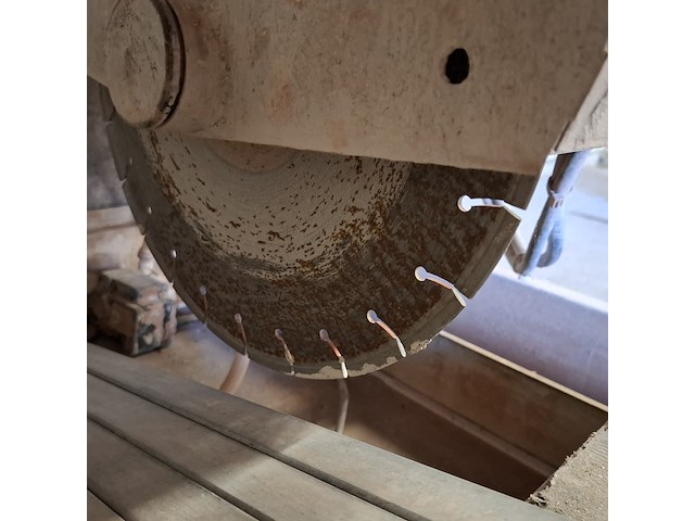 Steenzaagmachine - afbeelding 11 van  11
