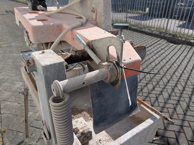 Steenzaagmachine - afbeelding 2 van  12