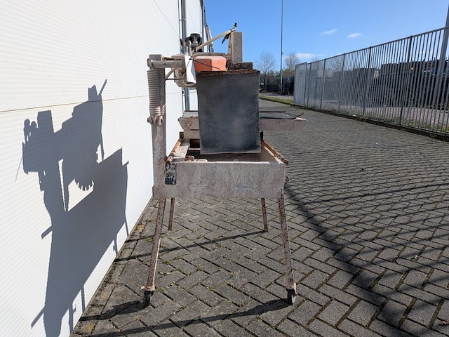 Steenzaagmachine - afbeelding 6 van  12