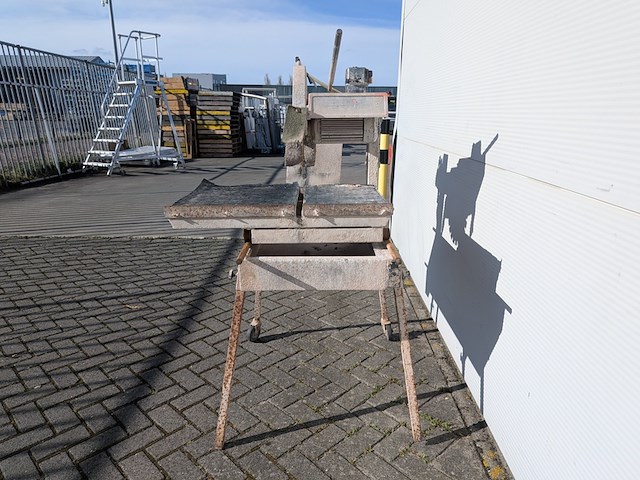 Steenzaagmachine - afbeelding 8 van  12