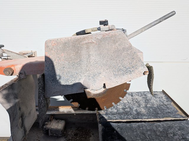 Steenzaagmachine - afbeelding 10 van  12