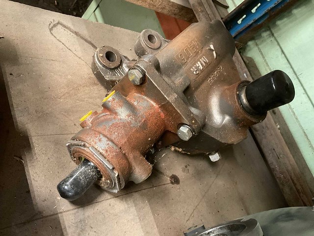 Steering gear box - afbeelding 2 van  3