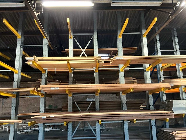 Stefana - draagarmstelling 277,5x900x553,5 cm - afbeelding 2 van  22