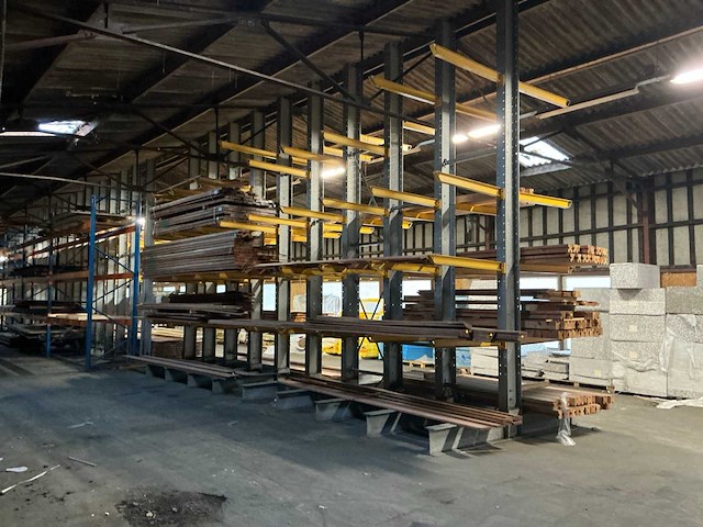 Stefana - draagarmstelling 277,5x900x553,5 cm - afbeelding 16 van  22