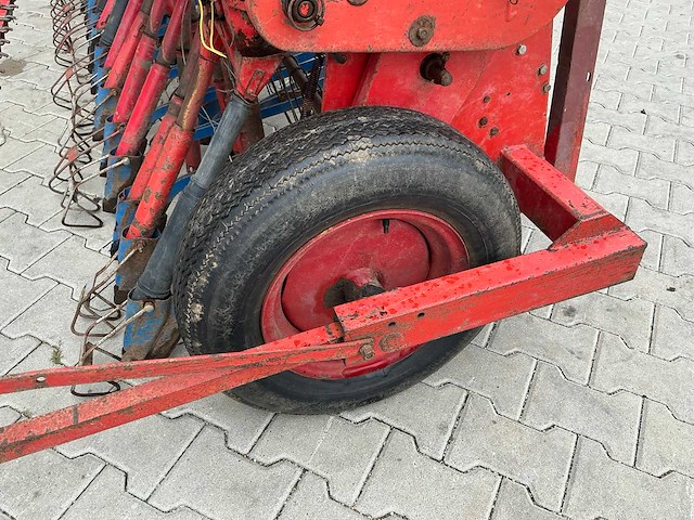 Stegsted sln 30 300 250 zaaimachine - afbeelding 4 van  15