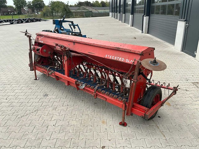 Stegsted sln 30 300 250 zaaimachine - afbeelding 1 van  16