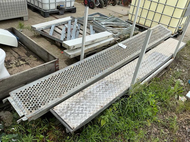 Steiger deel - afbeelding 1 van  2