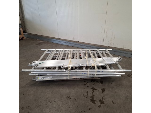 Steiger in onderdelen, o.a. connecting - afbeelding 6 van  7