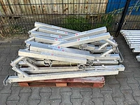 Steiger materiaal - afbeelding 5 van  5