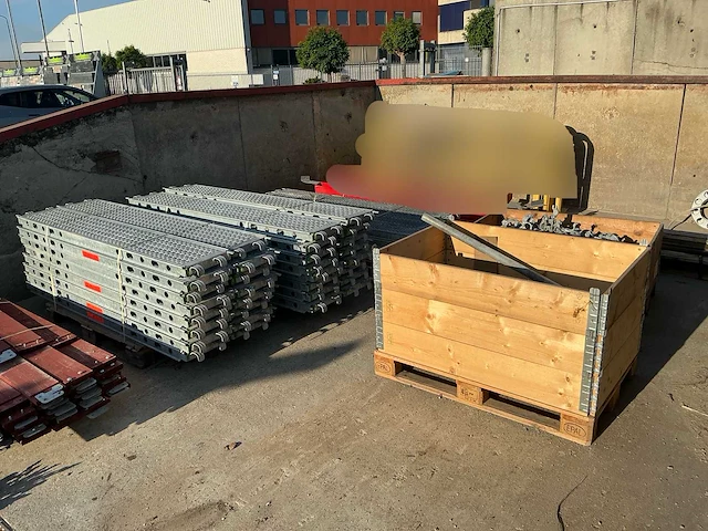 Steiger materiaal - afbeelding 5 van  20