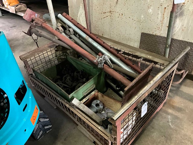 Steiger onderdelen & schroefstempel - afbeelding 1 van  5