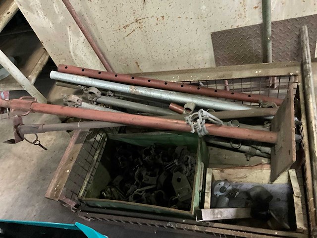 Steiger onderdelen & schroefstempel - afbeelding 2 van  5