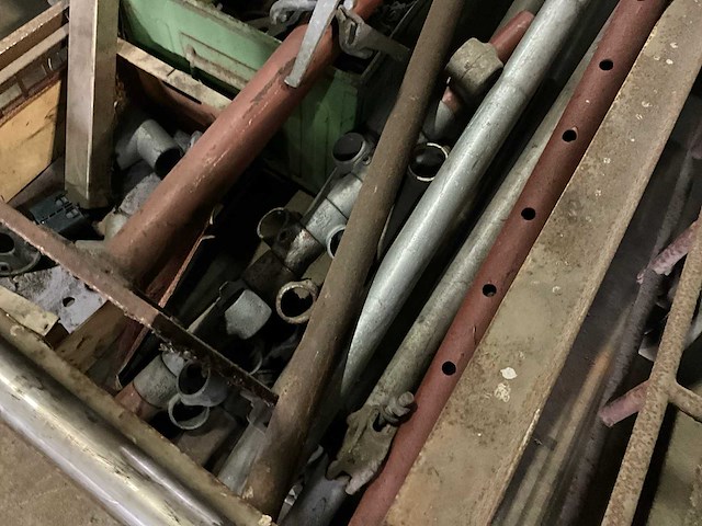 Steiger onderdelen & schroefstempel - afbeelding 4 van  5