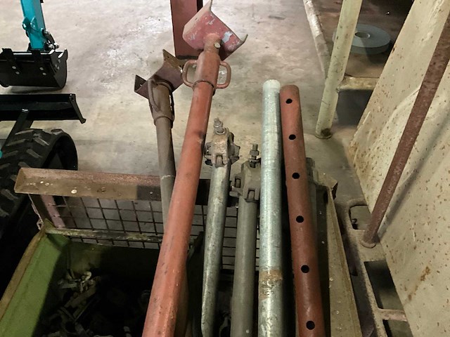 Steiger onderdelen & schroefstempel - afbeelding 5 van  5