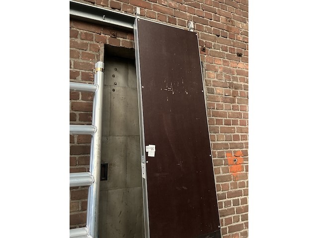 Steiger onderdelen w.o. platform en staanders zarges - afbeelding 3 van  8