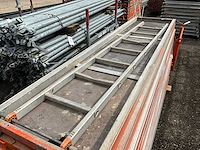 Steiger platform (14x) - afbeelding 2 van  2