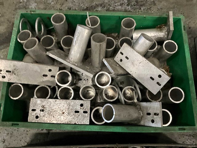 Steiger toebehoren o.a. buiskoppelingen, aluminium voetplaten - afbeelding 4 van  8