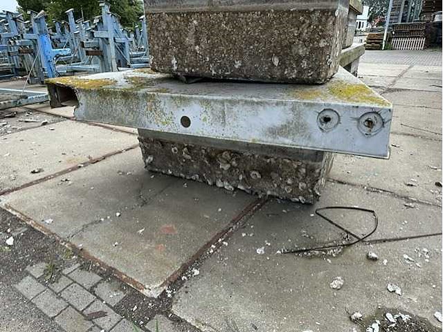 Steiger / vlonder / vingerpier / drijver - afbeelding 4 van  4