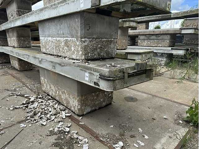 Steiger / vlonder / vingerpier / drijver - afbeelding 3 van  8