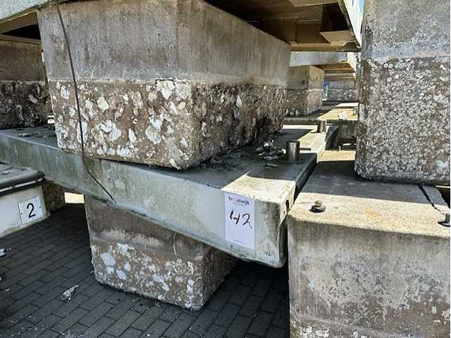 Steiger / vlonder / vingerpier / drijver - afbeelding 2 van  8