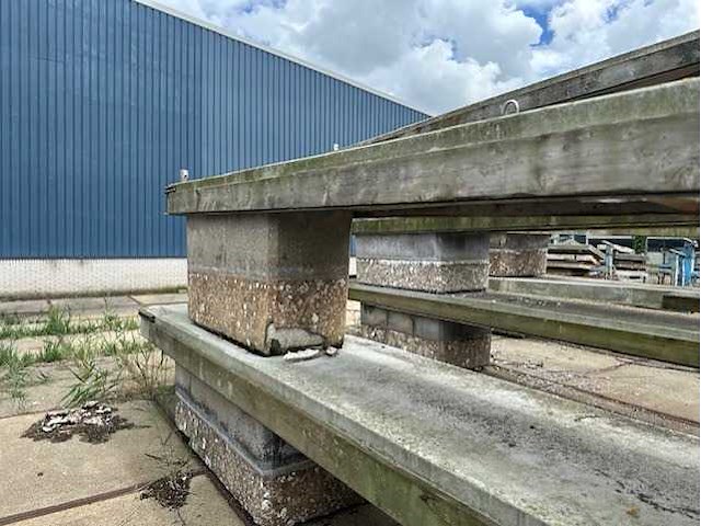 Steiger / vlonder / vingerpier / drijver - afbeelding 3 van  7