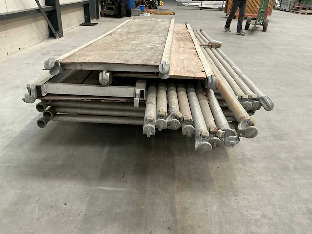 Steiger - afbeelding 4 van  8