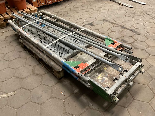 Steiger - afbeelding 4 van  4
