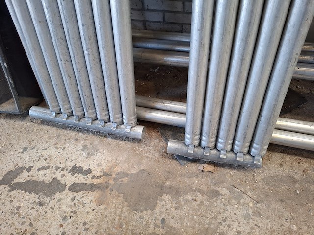 Steiger - afbeelding 6 van  6