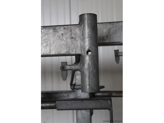 Steigerbok - 160x5x114cm - 157x5x170cm - afbeelding 10 van  10