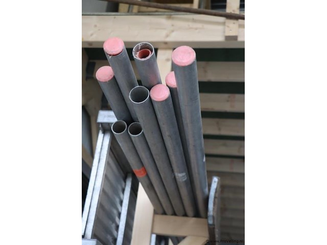 Steigerbuizen - 624x5cm - 10 stuks - afbeelding 1 van  2