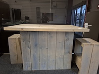 Steigerhouten bartafel met 4x kruk - afbeelding 5 van  7