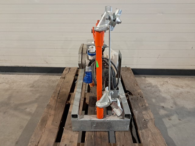 Steigerlier met zwenkarm 230v, imer, tr225 nf, 2016 - afbeelding 9 van  16