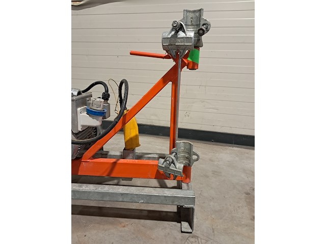 Steigerlier met zwenkarm 230v ~ imer, tr225 nf, bouwjaar 2012 - afbeelding 7 van  16