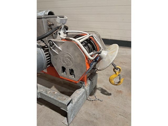 Steigerlier met zwenkarm 230v ~ imer, tr225 nf, bouwjaar 2012 - afbeelding 15 van  16