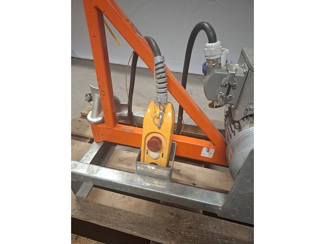 Steigerlier met zwenkarm 230v ~ imer, tr225 nf, bouwjaar 2015 - afbeelding 6 van  11