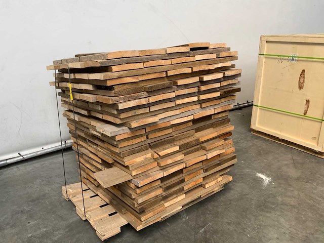 Steigerplank 1080x195x28mm (175x) - afbeelding 1 van  8