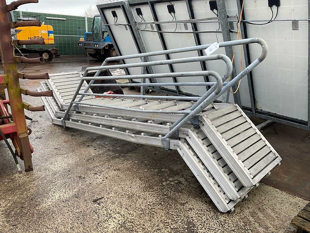 Steigertrap (3x) - afbeelding 1 van  4