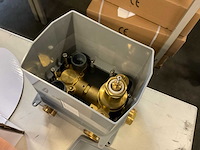 Steinberg push tronic vloerinbouwdeel badkraan - afbeelding 2 van  2